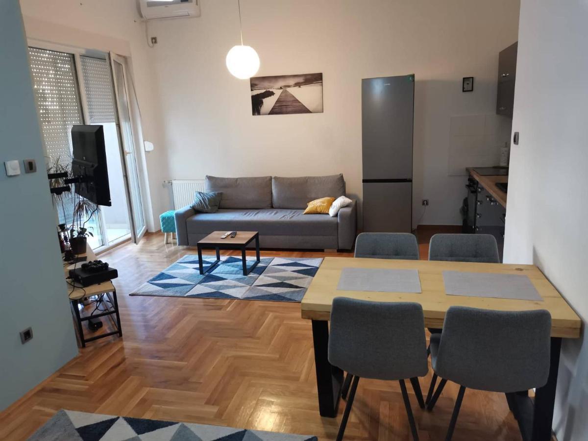 Apartment Luki Novi Sad Exteriör bild